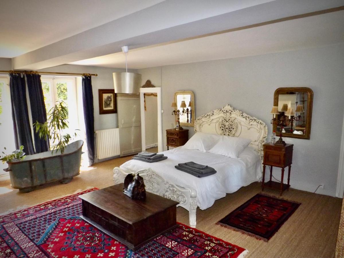 Domaine De Lalat - B&B With En-Suite Bathrooms All Rooms With Garden Views Montemboeuf Exterior photo